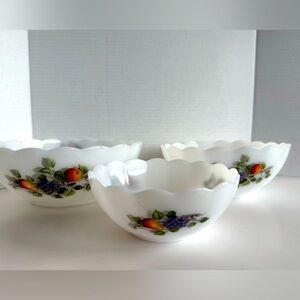 Vintage Arcopal "Fruits de France" Milk Glass Nesting Bowls Scalloped Edges